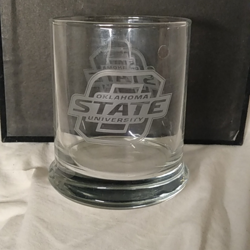 Great 🎁 Oklahoma State University Drinking Glass